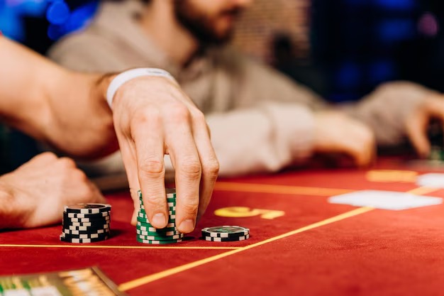 penidabet toto live dealer studio with professional dealers and multi-camera setup